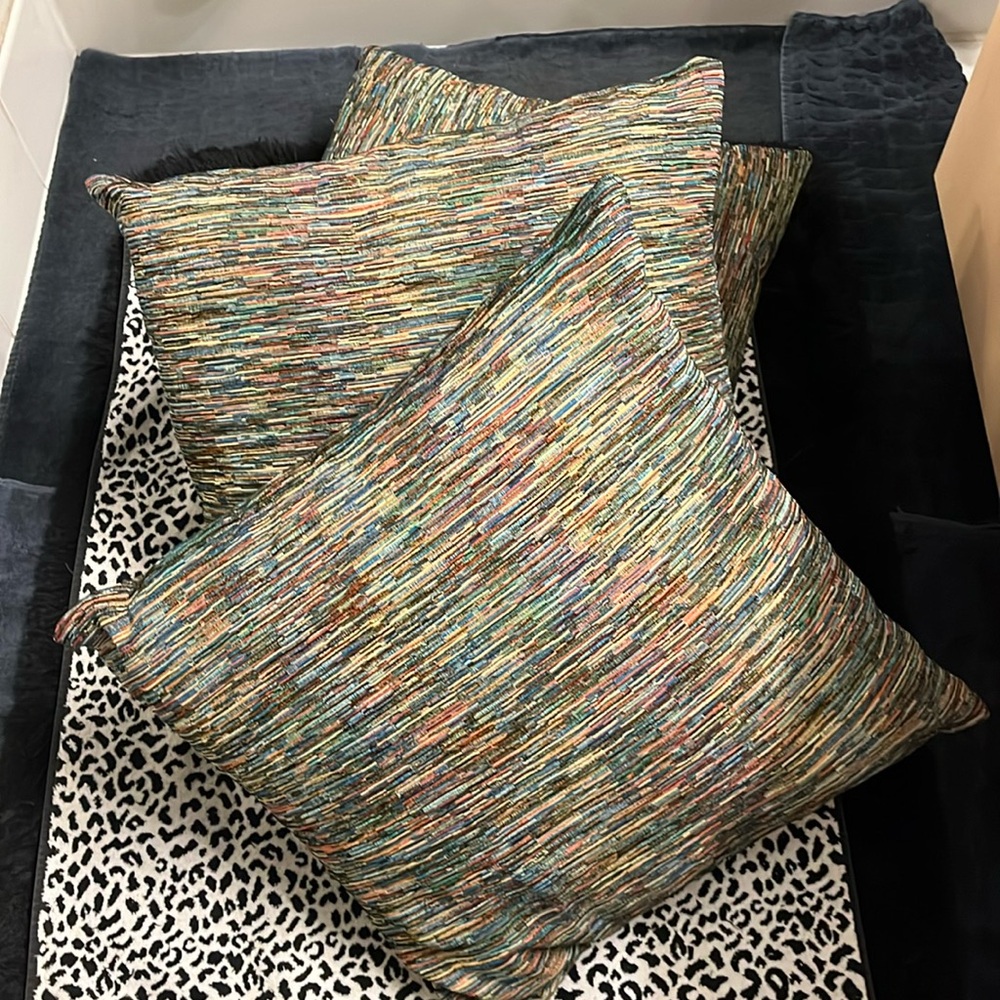 3 SISCOVERS ragtime 20” pillows